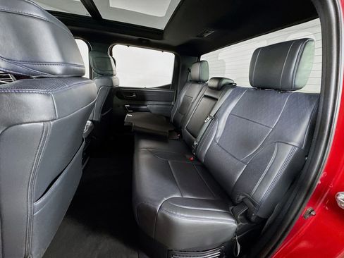 Used 2025 Toyota Tundra Platinum AWD/4WD image 18