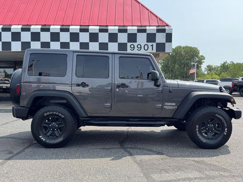 Used 2016 Jeep Wrangler Unlimited Sport AWD/4WD image 8