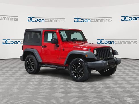 Used 2017 Jeep Wrangler Sport AWD/4WD image 3