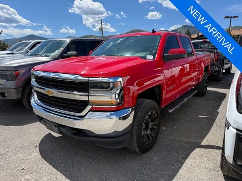 Used 2017 Chevrolet Silverado 1500 LT w/ LT Fleet Plus Package AWD/4WD image 3