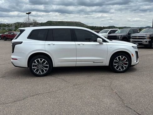 Certified 2024 Cadillac XT6 Sport AWD/4WD image 6