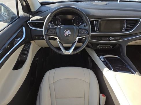 Used 2022 Buick Enclave Premium w/ Experience Buick Package image 33