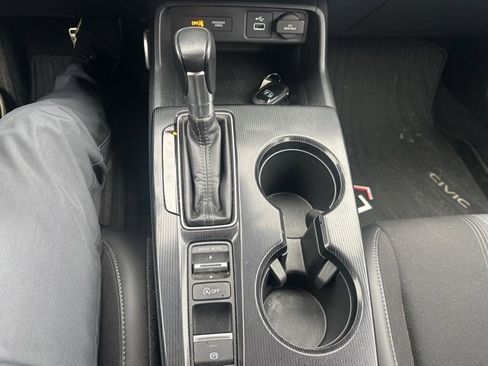 Used 2023 Honda Civic Sport image 17