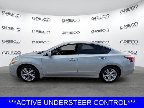 Used 2013 Nissan Altima 2.5 SV FWD image 4