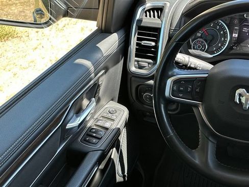Used 2021 RAM 1500 Laramie AWD/4WD image 29
