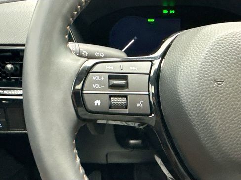 Used 2024 Honda CR-V Sport Touring image 11