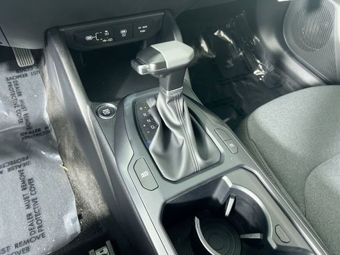 New 2025 Kia K4 LXS image 23