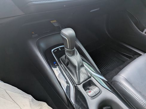 Certified 2022 Toyota Corolla XSE image 19