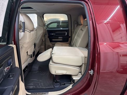 Used 2018 RAM 3500 Laramie Longhorn image 22