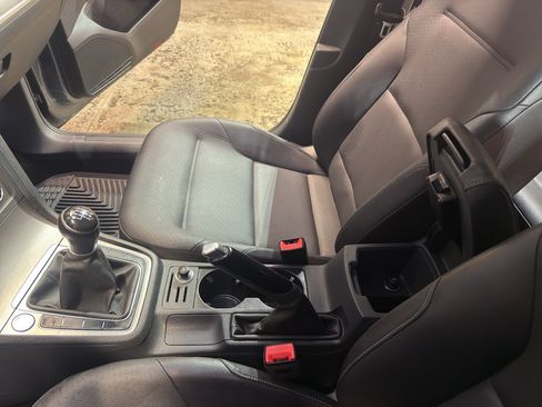 Used 2015 Volkswagen Golf TDI SE FWD image 20