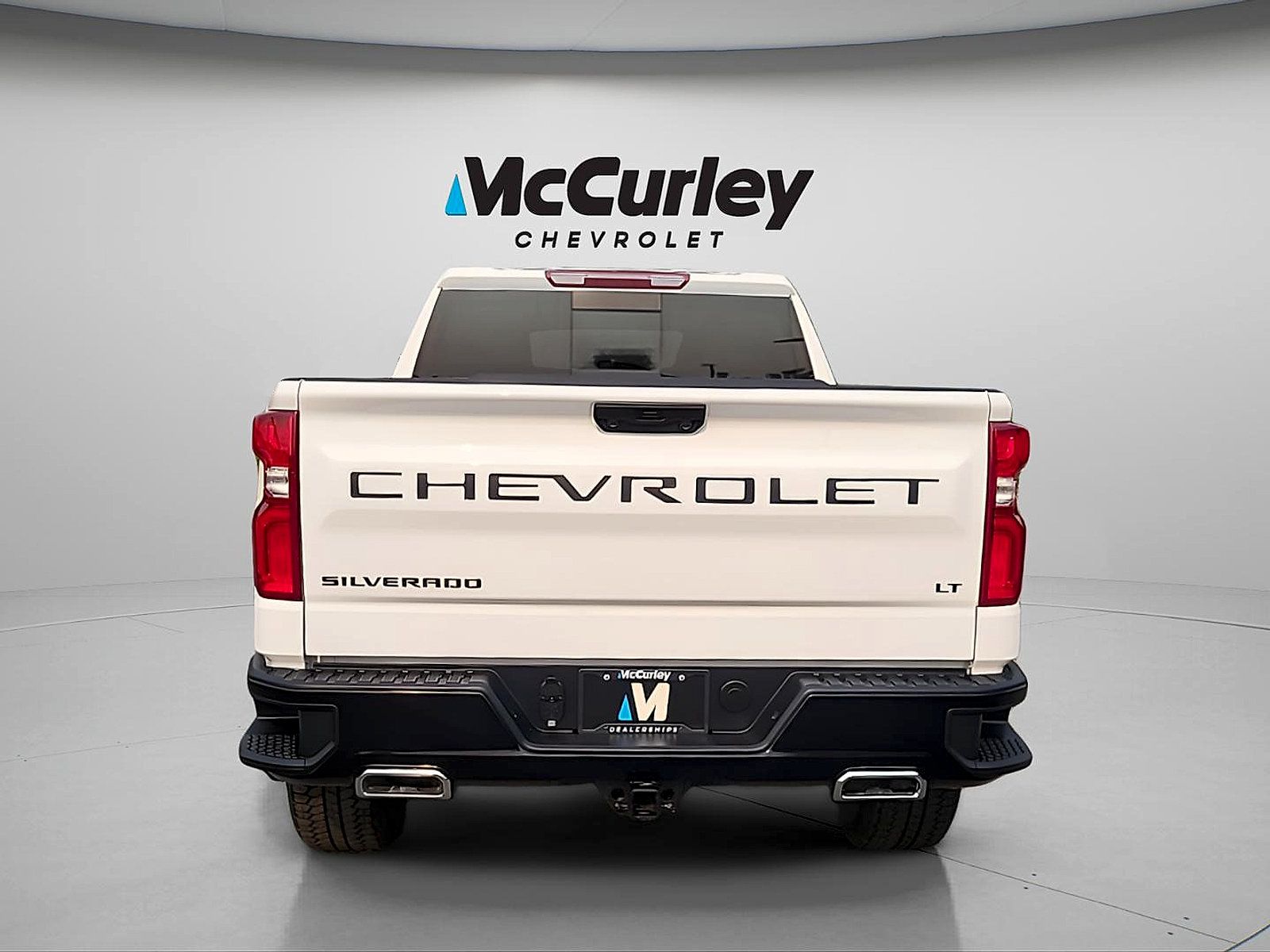 Used 2026 Chevrolet Silverado 1500 LT Trail Boss w/ Convenience Package II AWD/4WD image 6