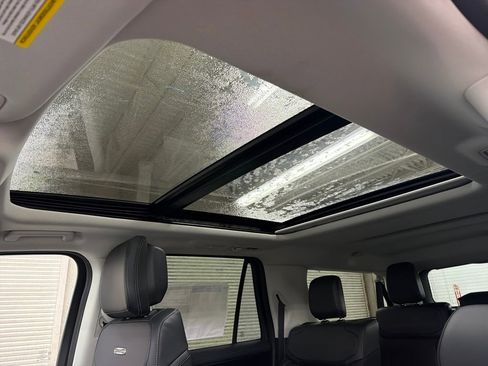 New 2026 Ford Expedition Max Platinum image 9