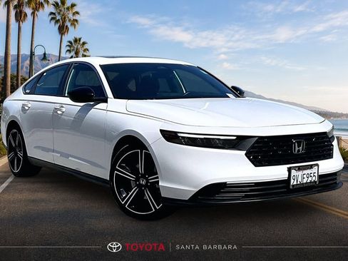 Used 2025 Honda Accord Sport image 1