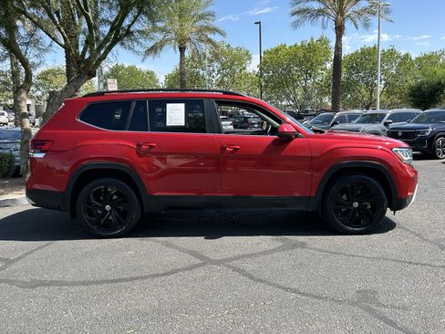 Used 2023 Volkswagen Atlas SE w/ Panoramic Sunroof Package AWD/4WD image 5