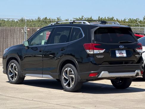 Certified 2024 Subaru Forester Touring AWD/4WD image 5
