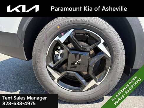 New 2026 Kia Sportage EX image 30