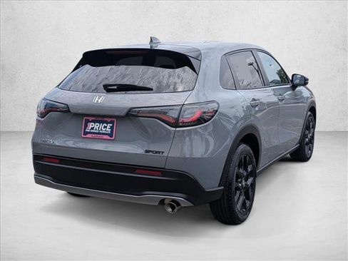 Used 2023 Honda HR-V Sport image 5
