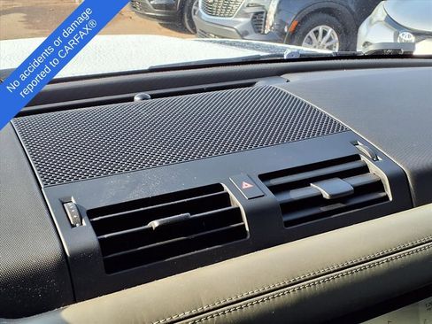 Used 2020 Land Rover Defender 110 HSE image 30