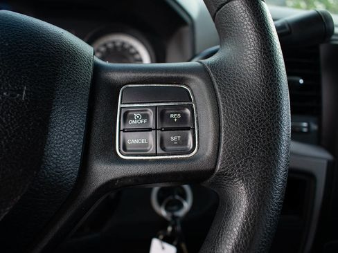 Used 2013 RAM 1500 Express image 19