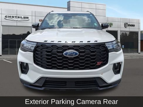 Used 2025 Ford Explorer ST AWD/4WD image 10