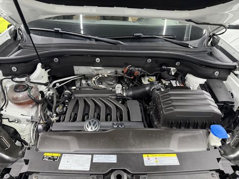 Used 2021 Volkswagen Atlas Cross Sport SEL image 25