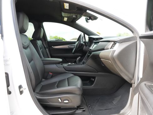 Certified 2024 Cadillac XT5 Luxury image 26