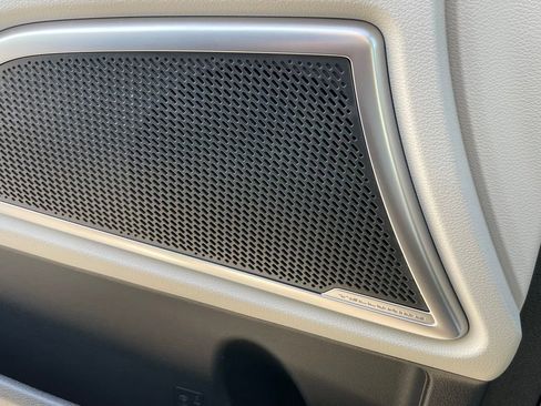 New 2025 Kia Telluride S image 12