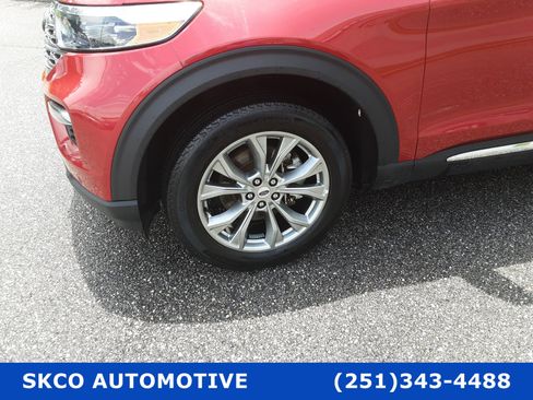 Used 2023 Ford Explorer Limited image 9