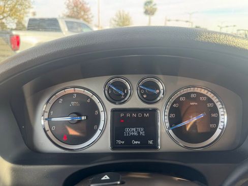 Used 2013 Cadillac Escalade Premium image 19