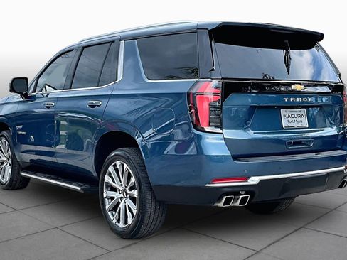 Used 2025 Chevrolet Tahoe High Country AWD/4WD image 12