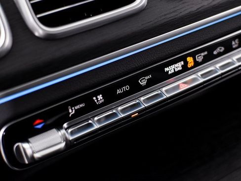 Certified 2025 Mercedes-Benz GLE 450e 4MATIC image 26