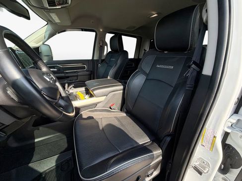 Used 2023 RAM 2500 Laramie AWD/4WD image 13