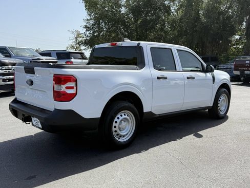 Used 2025 Ford Maverick XL FWD image 3