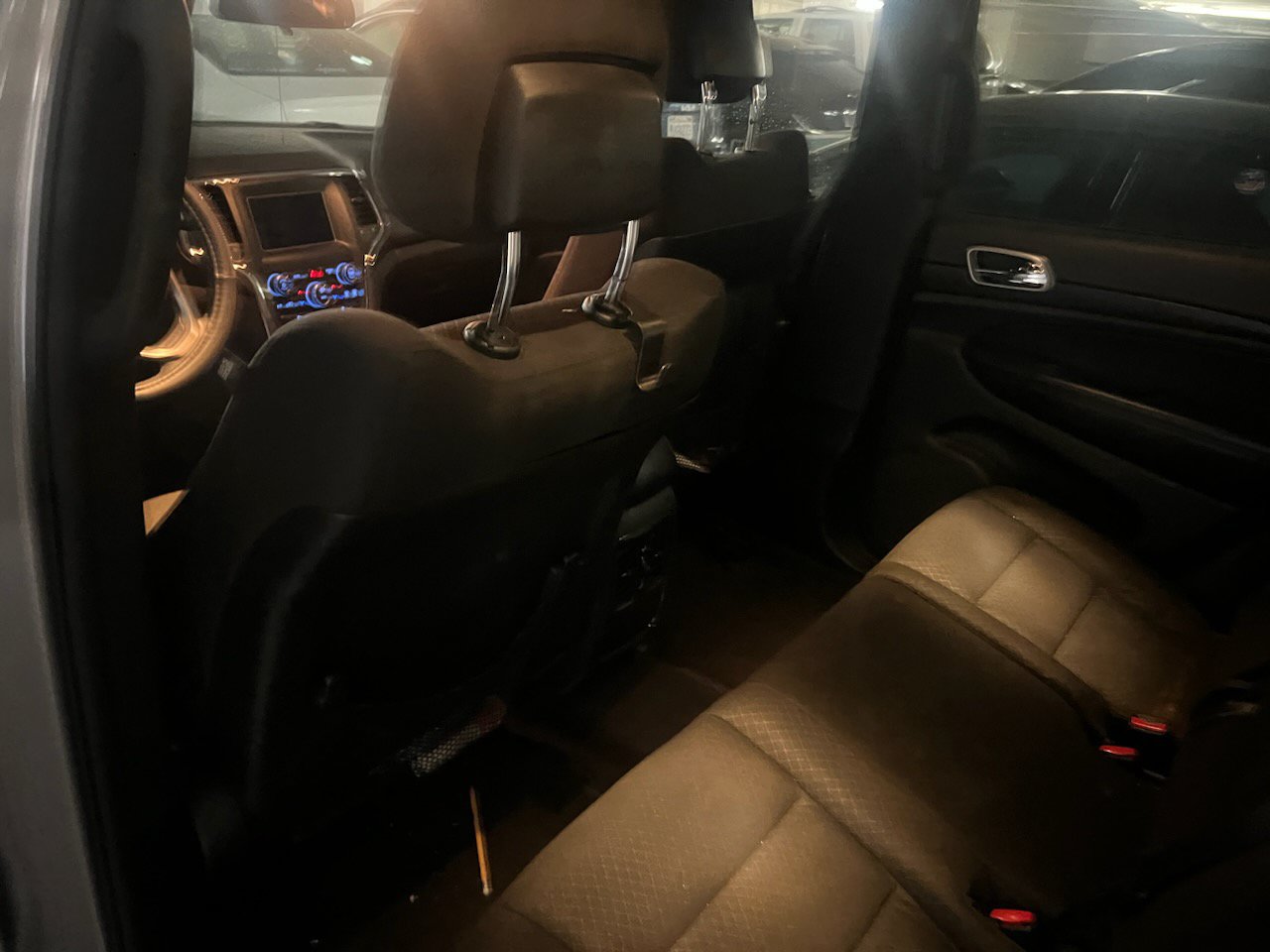 Used 2018 Jeep Grand Cherokee Laredo RWD image 8