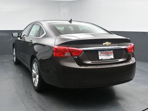 Used 2015 Chevrolet Impala LT w/ Convenience Package image 6