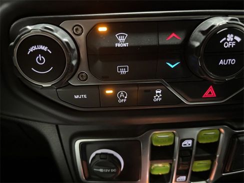 Used 2019 Jeep Wrangler Unlimited Sport S image 30