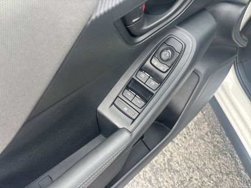 Used 2024 Subaru Crosstrek 2.0i Premium image 16