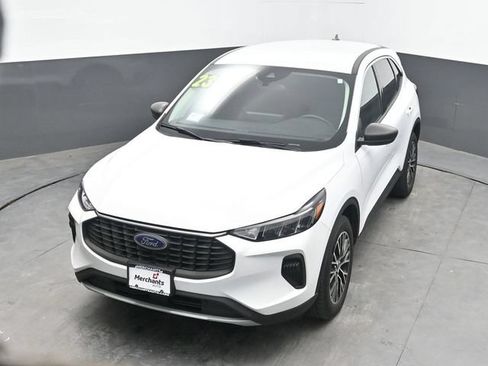 Used 2023 Ford Escape Active w/ Tech Pack #1 AWD/4WD image 29