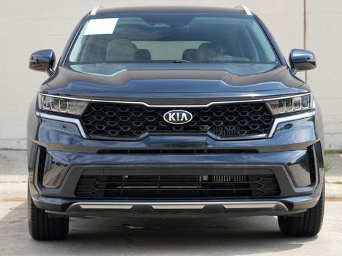 Used 2021 Kia Sorento S FWD image 6