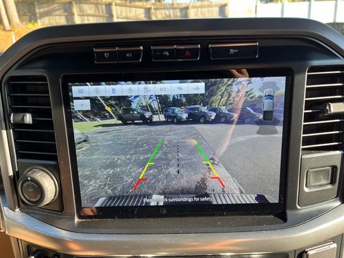 Used 2022 Ford F150 Lariat w/ Equipment Group 502A High image 27