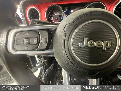 Used 2021 Jeep Gladiator Rubicon AWD/4WD image 38