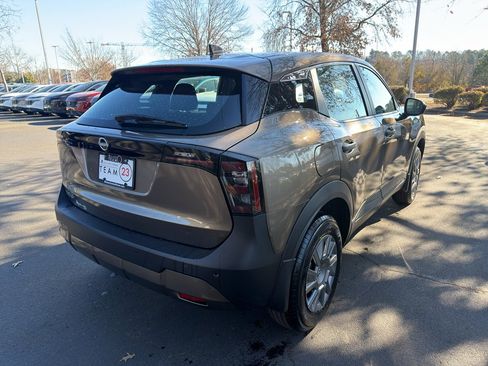 New 2026 Nissan Kicks S image 7