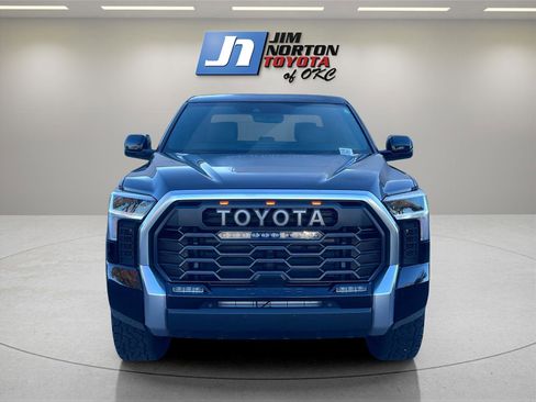 Used 2025 Toyota Tundra Limited image 2
