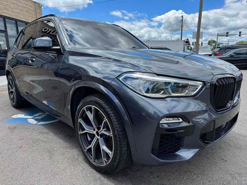 Used 2019 BMW X5 xDrive50i w/ M Sport Package AWD/4WD image 3