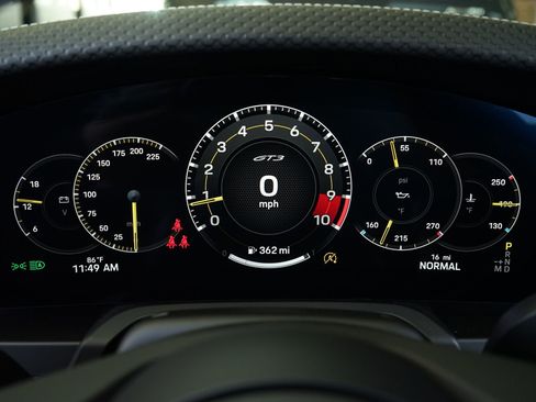 Used 2026 Porsche 911 GT3 image 17