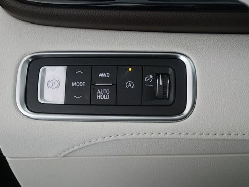 New 2026 Buick Enclave Avenir w/ Super Cruise Package AWD/4WD image 22