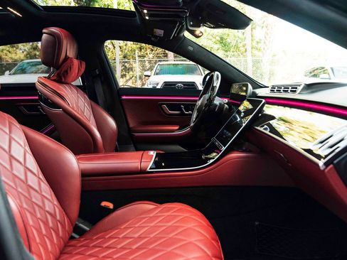 Used 2023 Mercedes-Benz S 500 4MATIC image 28