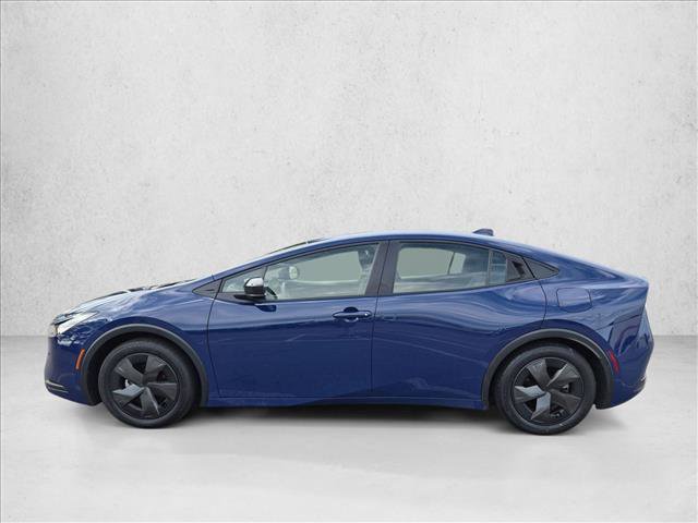 Certified 2025 Toyota Prius LE FWD image 9