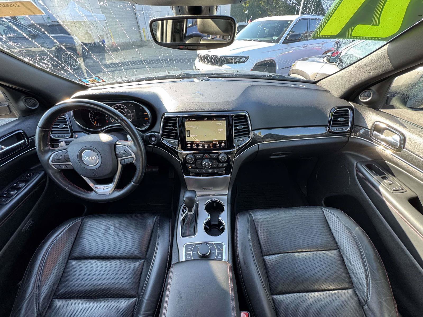 Used 2021 Jeep Grand Cherokee Trailhawk w/ Trailhawk Luxury Group AWD/4WD image 35
