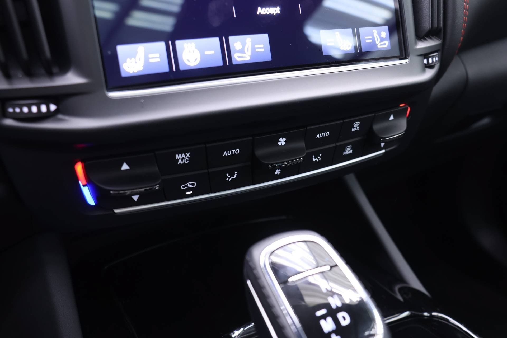 Used 2024 Maserati Levante Modena Ultima AWD/4WD image 12
